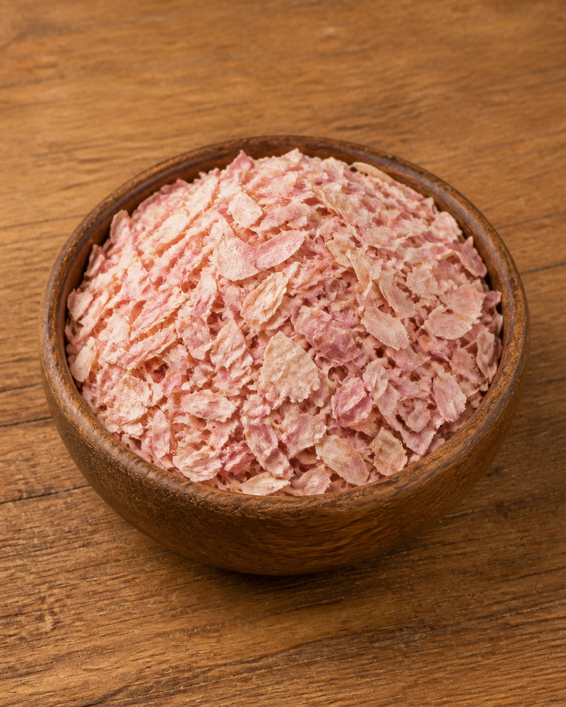 Pink onion flakes